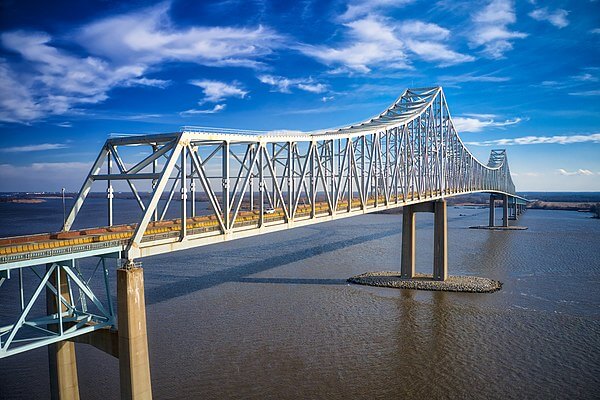 Commodore Barry Bridge in Philadelphia / Wikipedia / Charles Homler
Link: https://en.wikipedia.org/wiki/Commodore_Barry_Bridge